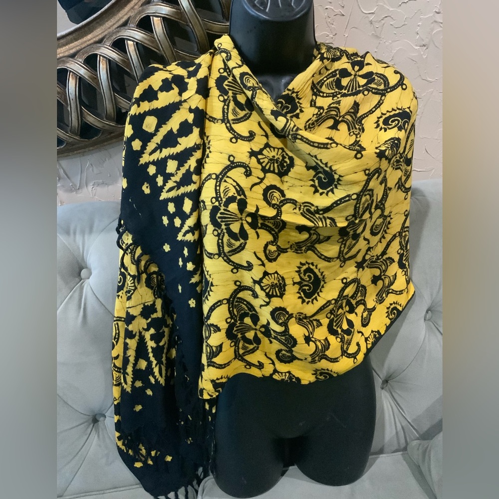 ❤️❤️BRIDGE TO BALI WRAP SCARVE❤️❤️